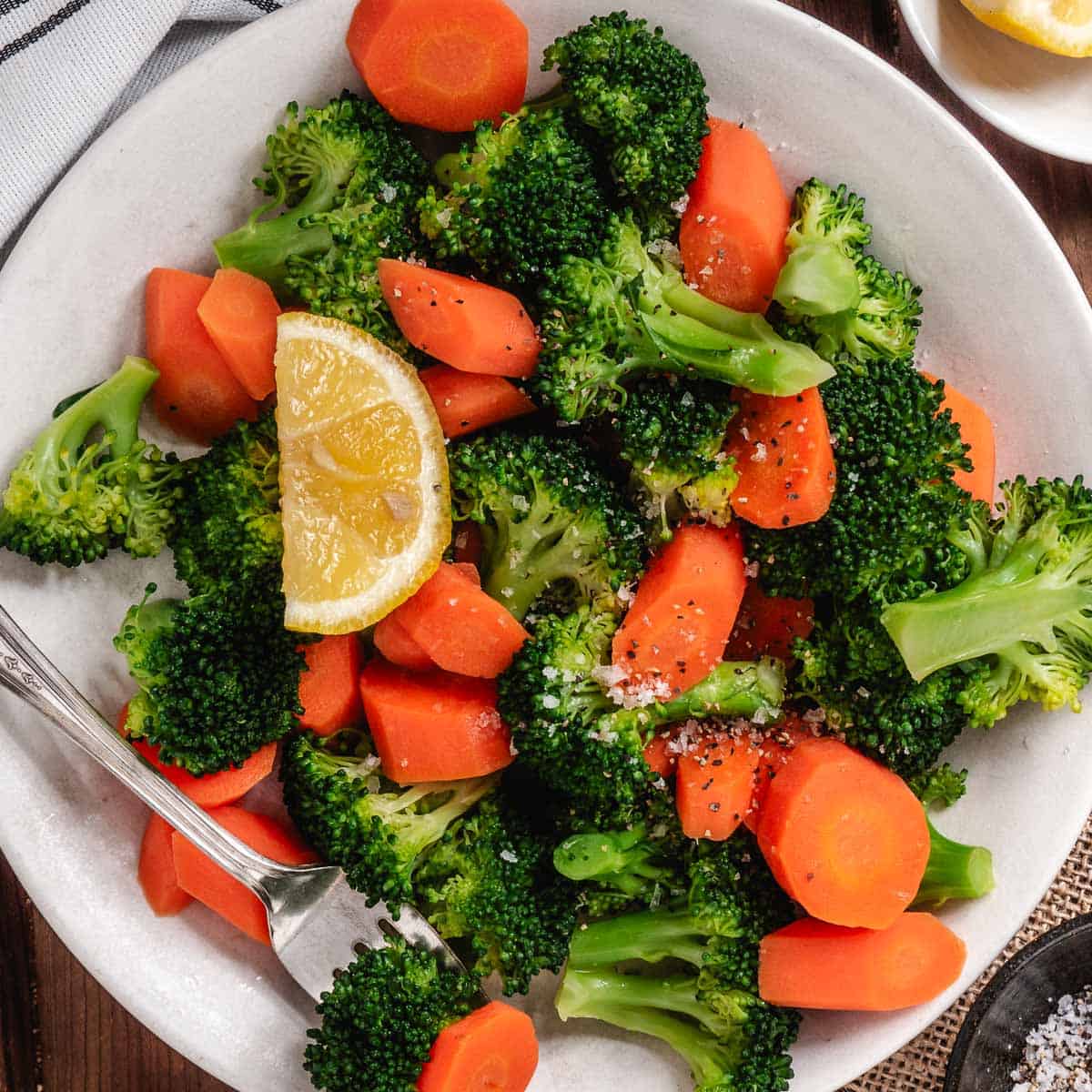 Steamed Broccoli & Carrot